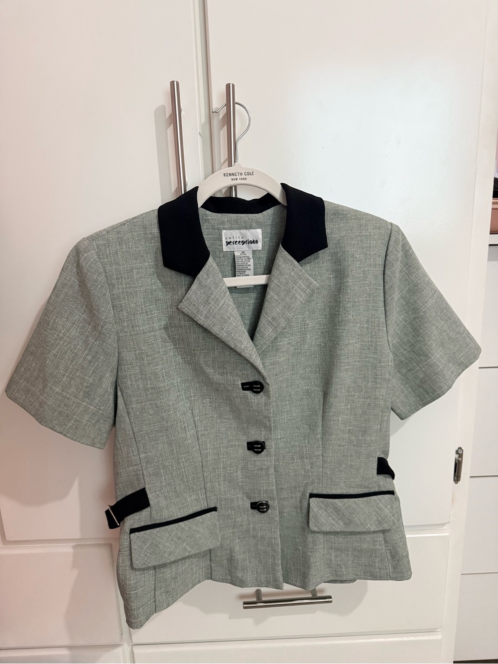 Perceptions Light Gray Short-Sleeve Blazer with Black Trim
